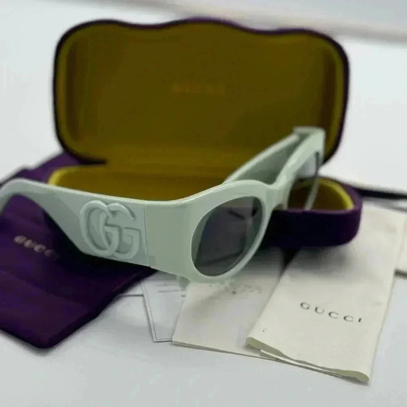 BNWT GUCCI Sunglasses 😎 - Picture 8 of 10